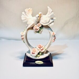 Giuseppe Armani Florence Love Birds Heart Figurine 1998 Italy Capodimonte N Rose